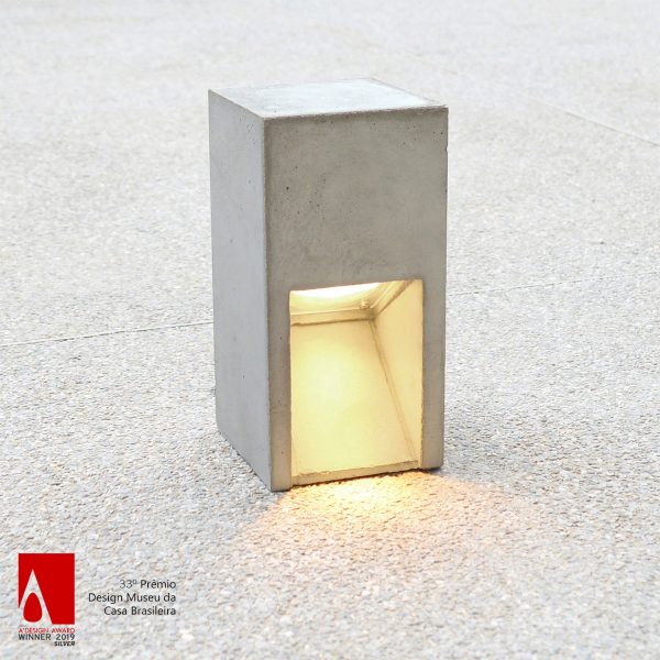 Prisma balizador, luminária de concreto para jardim